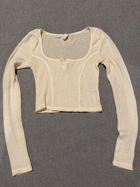 Cream long sleeve crop top